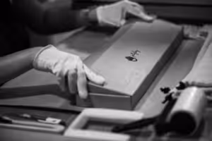 Packing process for the Navigator of Sea Wrist Rest.