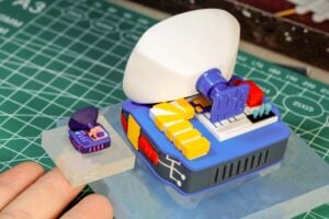 Retro TV series – Life on planets artisan keycap by Jelly Key