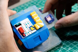 Retro TV series – Life on planets art toy - artisan keycap by Jelly Key