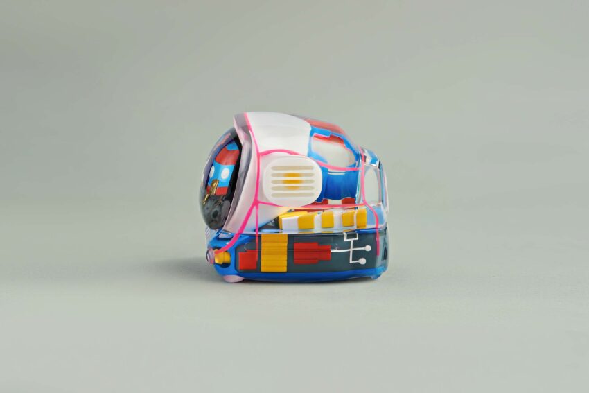 Retro TV series – Life on planets art toy - artisan keycap by Jelly Key