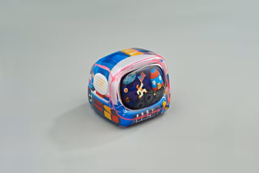 Retro TV series – Life on planets art toy - artisan keycap by Jelly Key