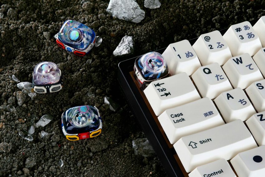 cosmos astronaut odyssey custom keycaps 29
