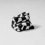 Monochrome Check (1u)