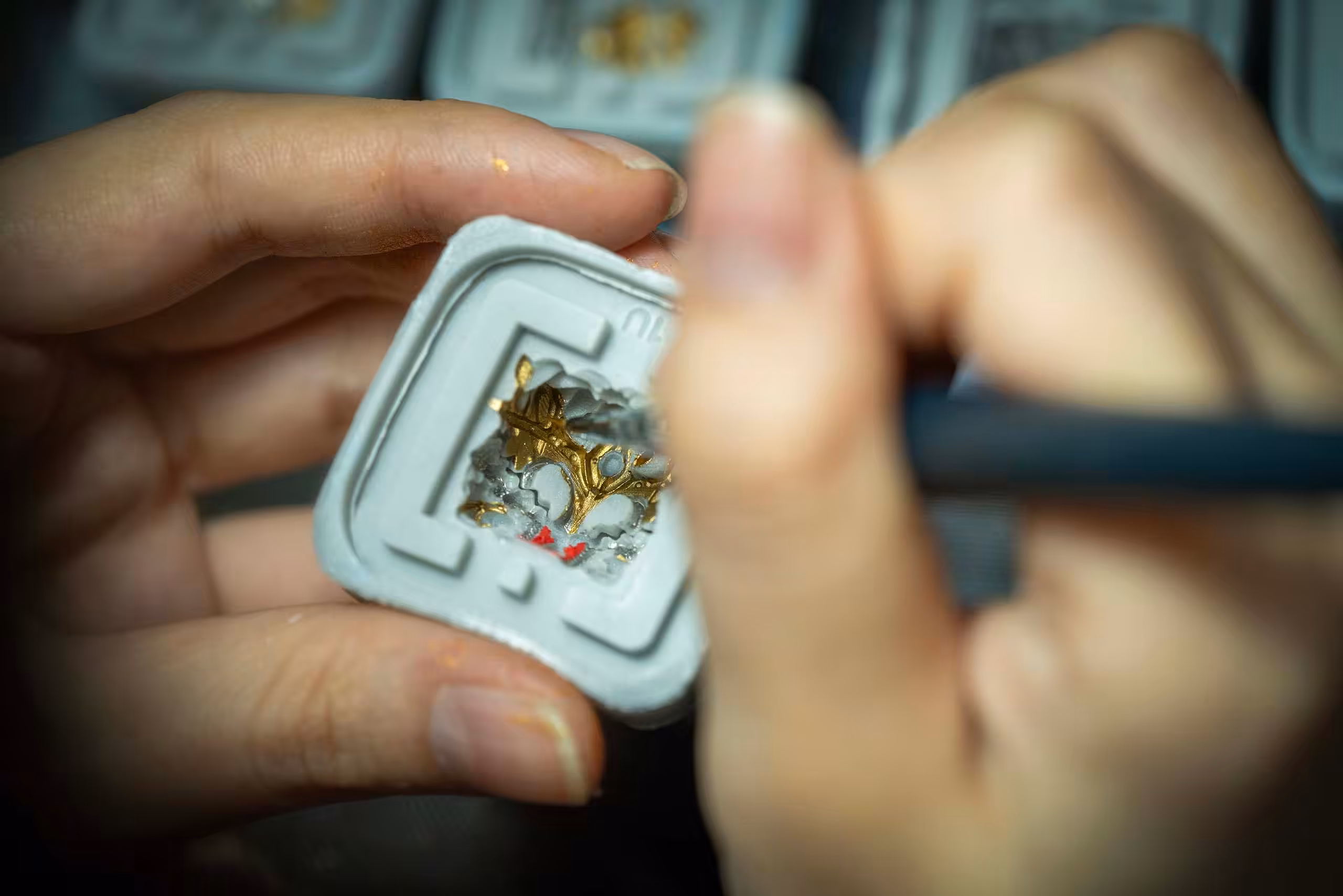 chess series crusader's gambit artisan keycaps