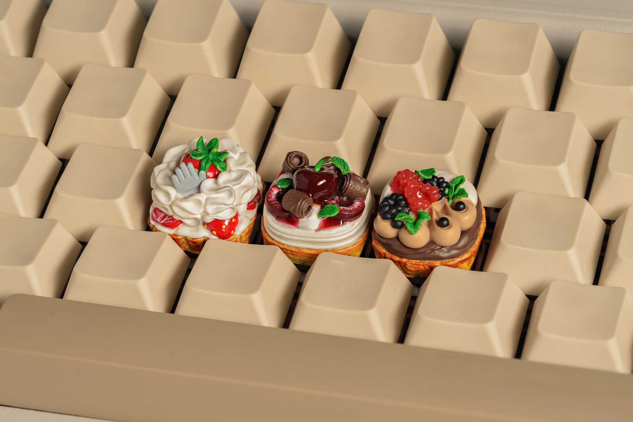 Pastry Symphony artisan keycaps - Image 3