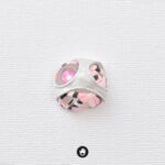 Camouflaged (glow in the dark)