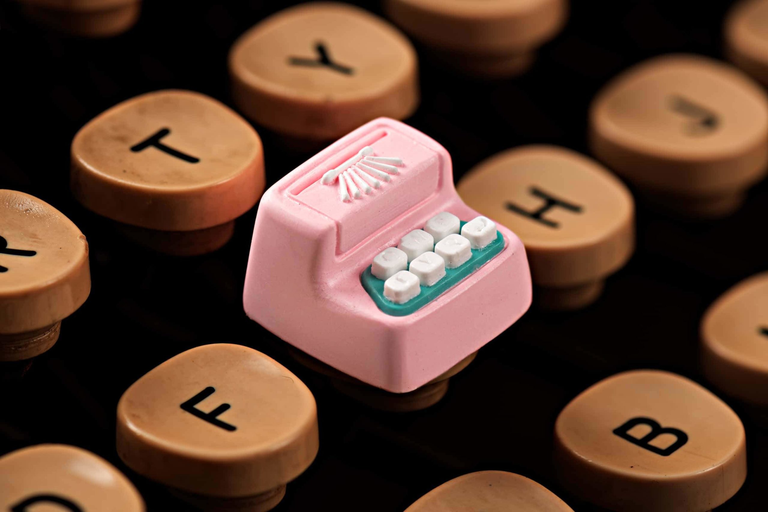 The Type Writer artisan keycap - Image 4