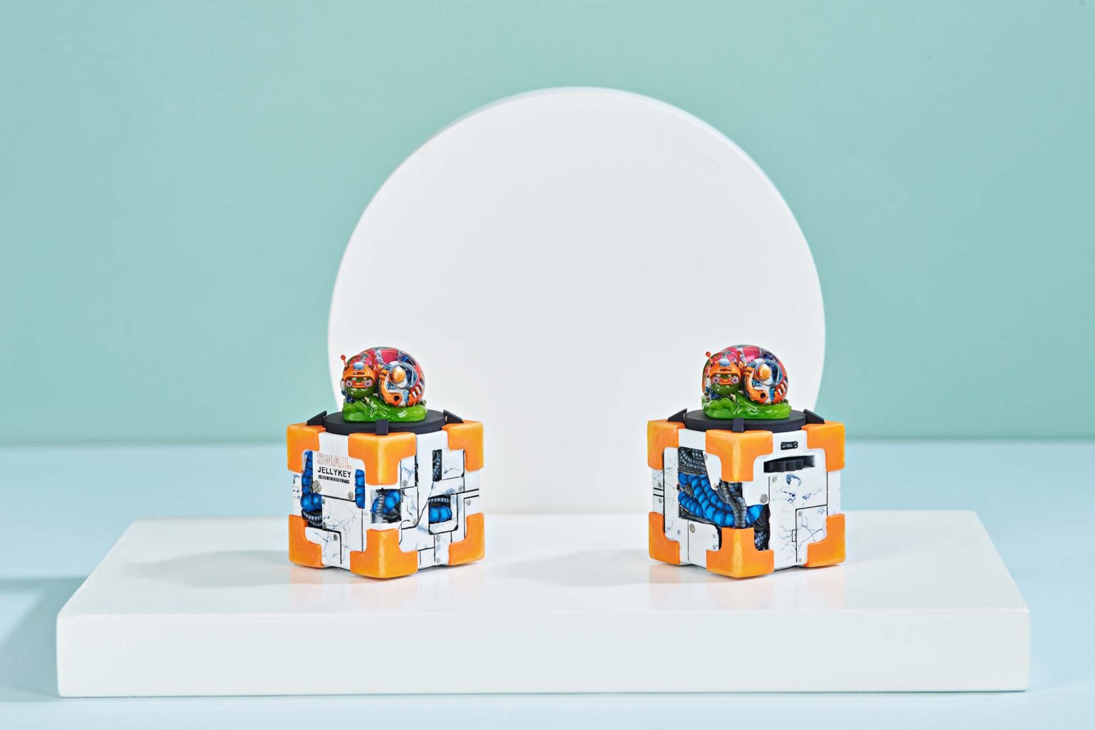 cyborg snail custom keycaps 029